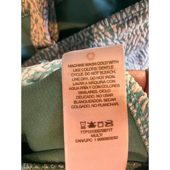 Lot of 2 Plus Size Swim Tops 16W 18W Time and Tru & Catalina Polka Dot Ruffle - Picture 10 of 14